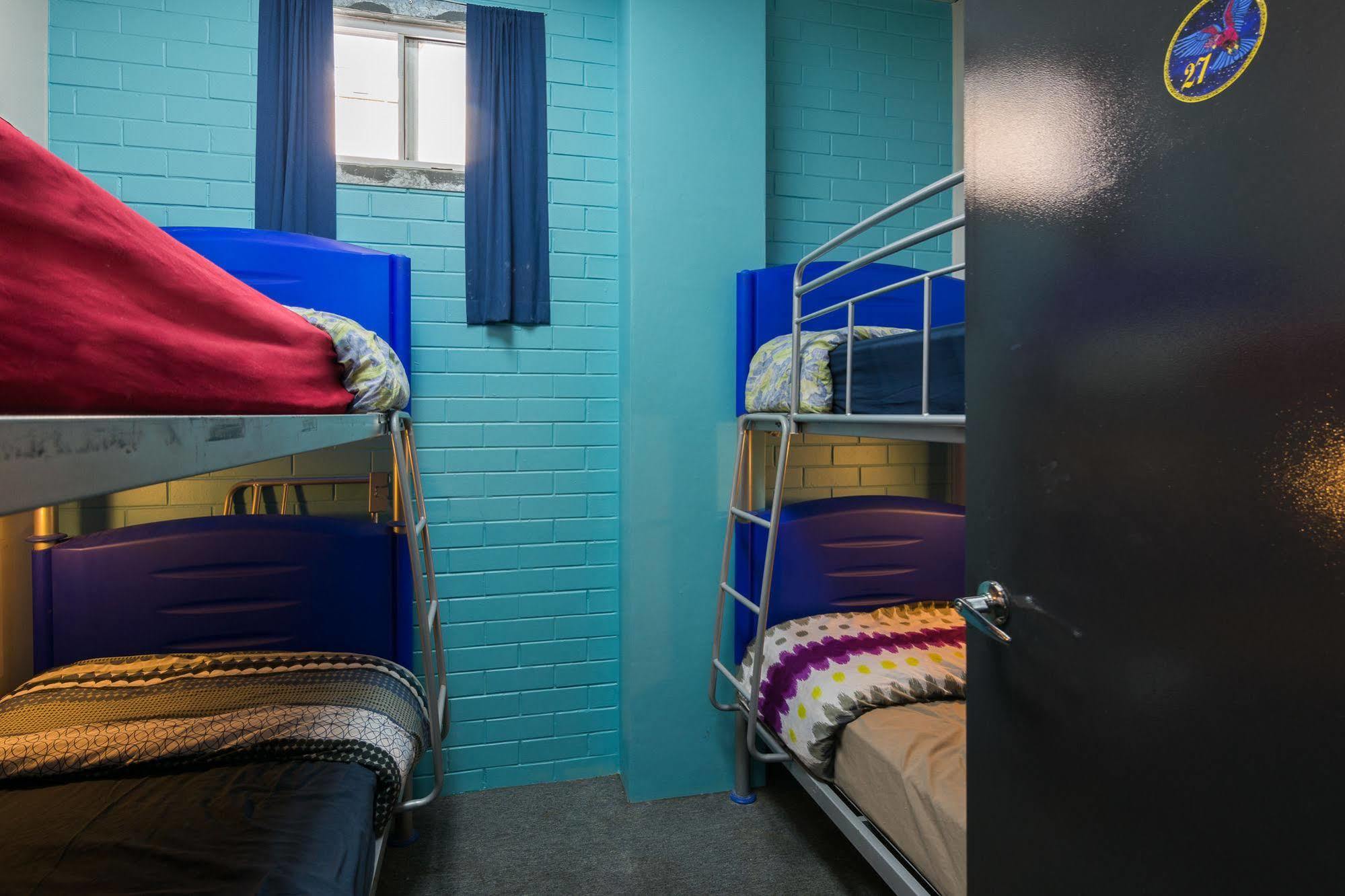 Blue Galah International Backpackers Hostel Adelaide Exterior photo